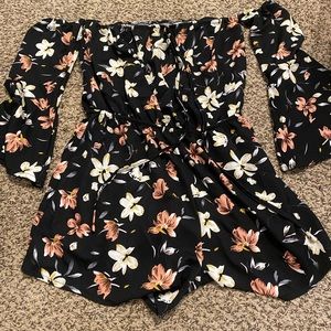 Floral Print Knot Front Off The Shoulder Romper - Large